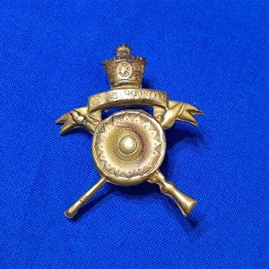 world-war-two-ethiopia-hat-insignia-british-made-stamped-brass-construction