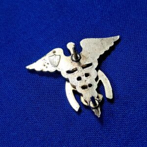 korean-war-era-medical-service-officers-insignia-meyer-manufactured-early-raised-logo