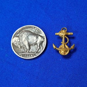 world-war-two-naval-mid-shipman-insignia-for-the-overseas-cap-hat-tan-gray-or-black-pin-back