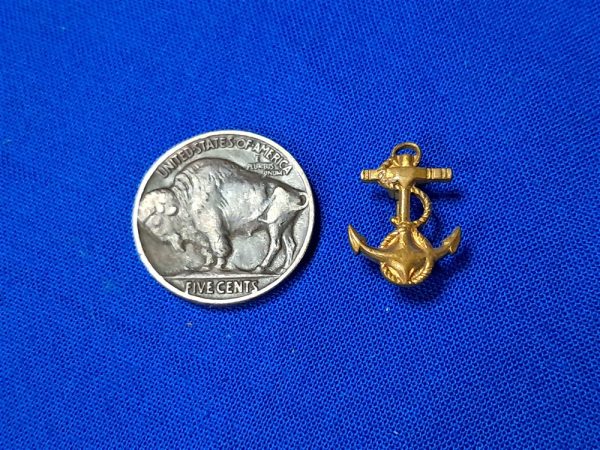 world-war-two-naval-mid-shipman-insignia-for-the-overseas-cap-hat-tan-gray-or-black-pin-back