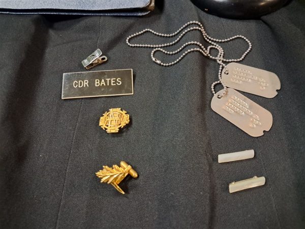 world-war-two-uniform-grouping-to-commander-in-navy-nurses-corps-retirement-grouping-1962-with-paperwork-and-personal-items