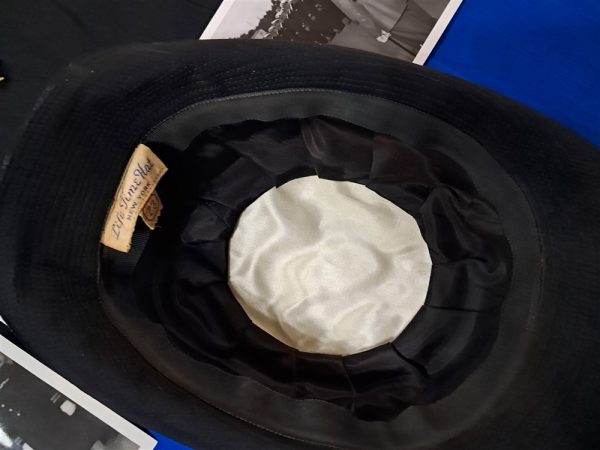 world-war-two-uniform-grouping-to-commander-in-navy-nurses-corps-retirement-grouping-1962-with-paperwork-and-personal-items