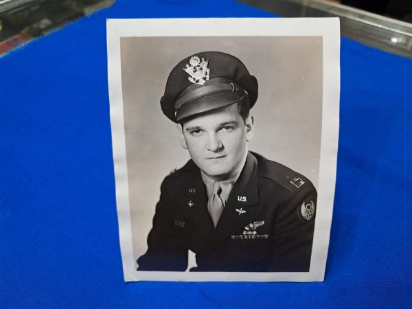 photo-wwii-navigator photo-world-war-two-of-navigator-wessler-in-full-uniform-bomb-group