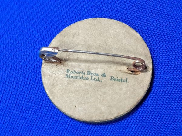 1922-dated-pricess-mary-wedding-celebration-items-broach-large-stamp-button