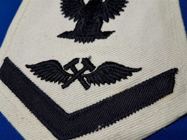 world-war-two-navy-metal-smith-3rd-class-rank-aviation-whites
