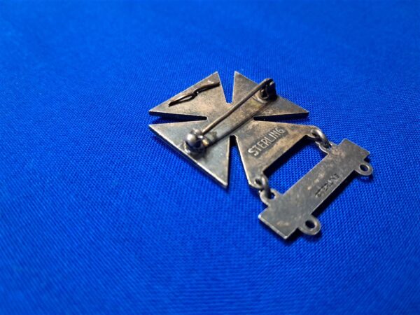 world-war-two-shooting-medal-badge-army-marksman-with-added-combat-star
