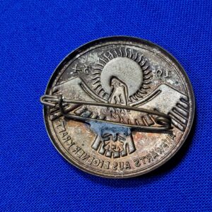 german-world-war-two-rising-sun-people-third-reich-1934-original-pin-variation-date