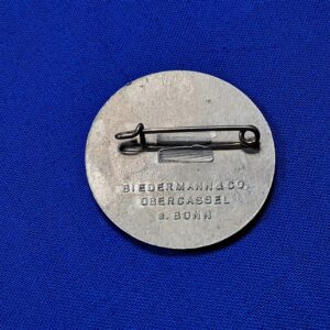 world-war-two-german-tinnie-for-may-day-1936-made-of-aluminum-maker-marked-on-back