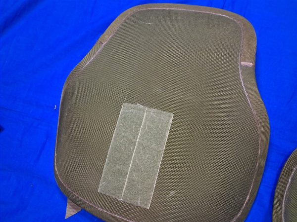 vietnam-war-body-armor-variable-vest-for-ground-troops-with-original-plates-1969-contract-unissued-condition-with-manual