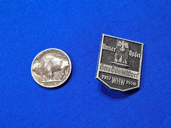 german-world-war-two-tinnie-for-the-whw-donation-drives-for-the-year-1937-38-aluminum-original-pin