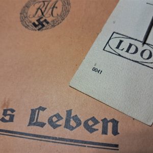 world-war-two-german-youths-sports-badge-stick-pin-in-silver-for-wear-book-contains-document