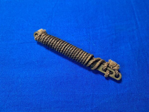 1903-pull-through world-war-one-cleaning-drop-through-for-barrel-of-rifles-brass-early-issue-with-waxed-cord