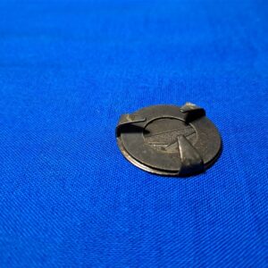 world-war-one-marking-disc-for-equipment-brass-with-washer-and-3-prongs-infantry-marked