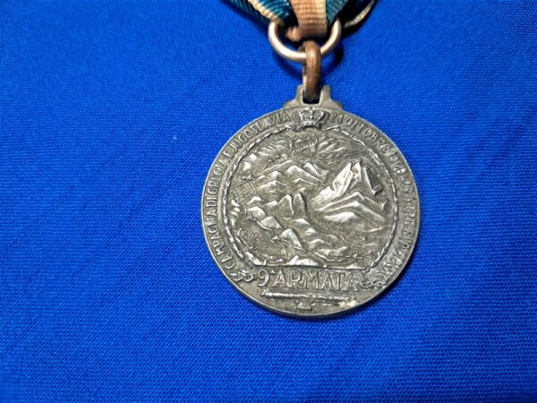 world-war-two-italian-campain-medal-for-9th-armie-with-original-ribbon