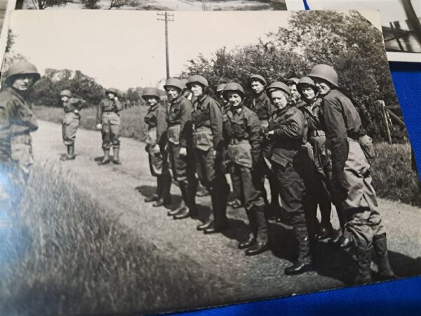 photo-world-wr-two-nurses-britain-jewish-hospital-with-parachute-gear-on-training-field-gear-marching-time-out-35-total