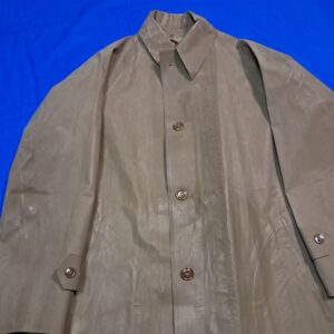vietnam-early-56-dated-rubber-rain-coat-in-unissued-near-mint-condition-medium-regular-106-color