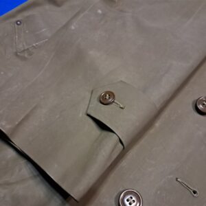 vietnam-early-56-dated-rubber-rain-coat-in-unissued-near-mint-condition-medium-regular-106-color