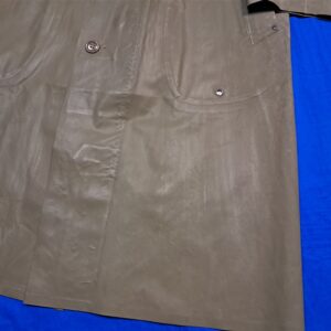 vietnam-early-56-dated-rubber-rain-coat-in-unissued-near-mint-condition-medium-regular-106-color
