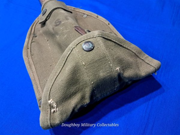 viertnam-war-era-entrenching-tool-shovel-with-the-carrying-case-1966-1960-dated-used