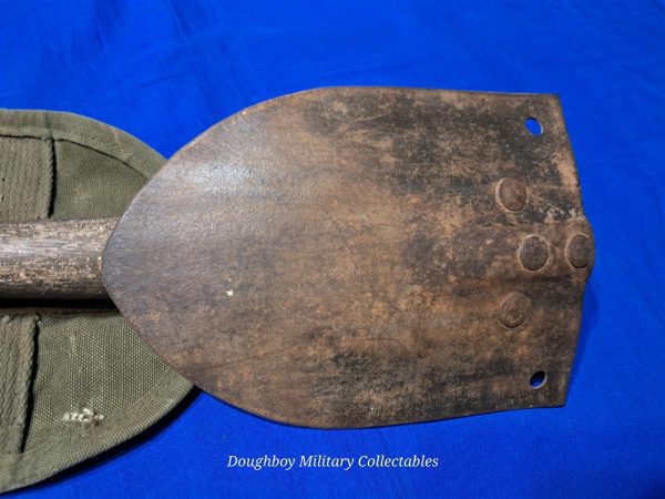 viertnam-war-era-entrenching-tool-shovel-with-the-carrying-case-1966-1960-dated-used
