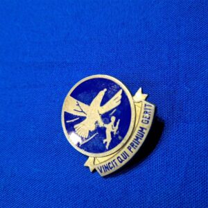 world-war-two-distinctive-unit-insignia-for-troop-carry-with-eagle-carrying-soldier-to-front-lines-sterling