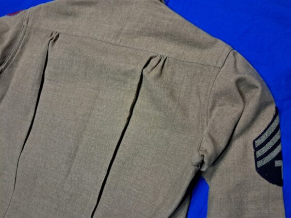 world-war-two-womans-army-corps-shirt-field-wool-type-with-patches-excellent-condition-larger-size