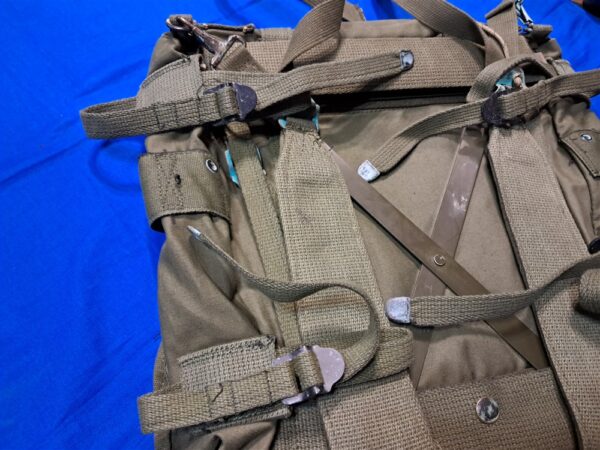 vietnam-war-era-south-vietnamese-rucksack-ex-frame-from-natick-labs-for-troops-unissued-condiiton-Army-of-republic-vietnam