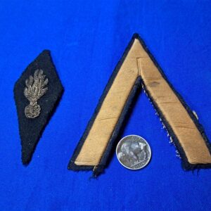 world-war-two-french-set-of insignia-extras-original-collar-and-sleeve-stripe
