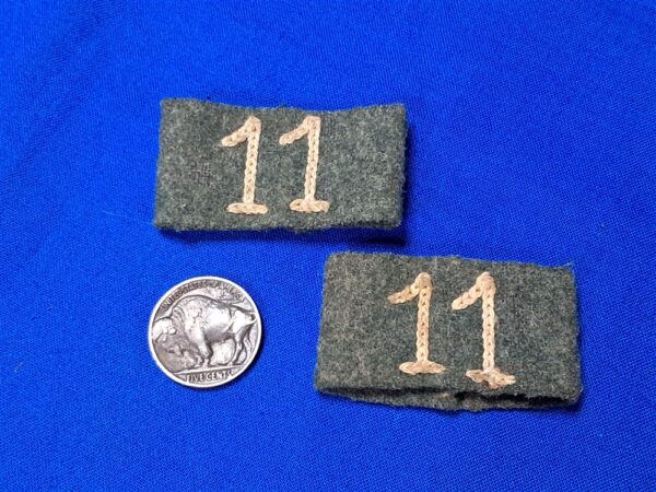 world-war-two-german-shoulder-board-slip-on-regimental-numbers-infantry-white-chain-stitched-on-wool