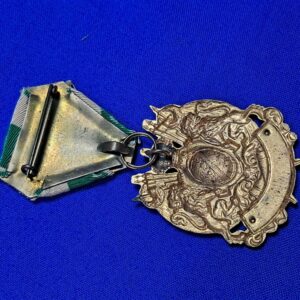 german-pre-world-war-one-veterans-membership-medal-saxon-local-town-with-ribbon-green-white-added-town-plate