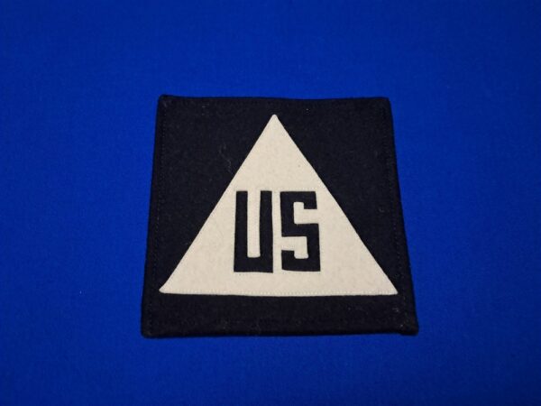 world-war-two-non-combatant-sleeve-patch-for-battlefield-use-and-identification-large-white-triangle-on-blue-felt