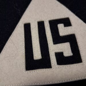 world-war-two-non-combatant-sleeve-patch-for-battlefield-use-and-identification-large-white-triangle-on-blue-felt