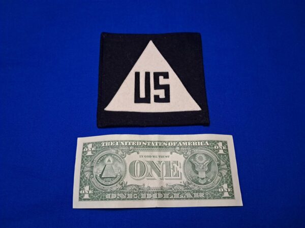 world-war-two-non-combatant-sleeve-patch-for-battlefield-use-and-identification-large-white-triangle-on-blue-felt