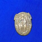 world-war-two-tinnie-saar-reunification-made-of-brass-with-original-pin-1935