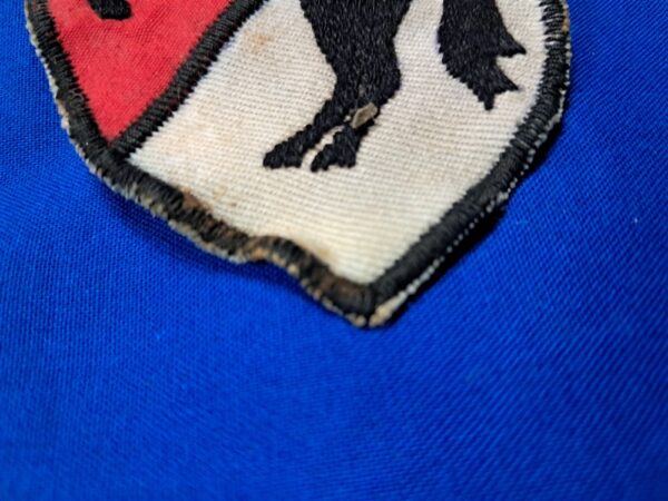 vietnam-war-theater made 11th-armored-cavalry-regiment-cor-patch-with-horse-hand-embroidered-excellent