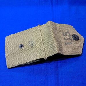 world-war-two-mint-unissued-m-1911-magazine-clip-pouch-1942-dated-for-pistol-belt