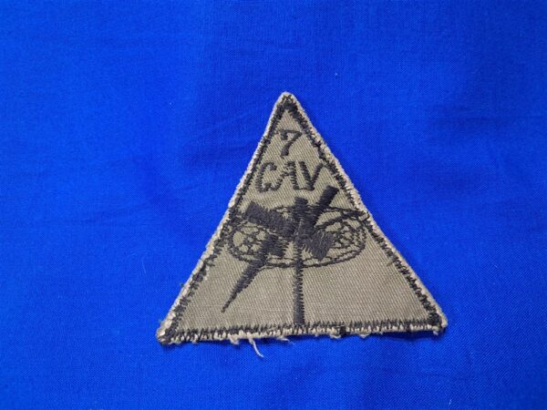 vietnam-era-korean-made-theater-7th-cavalry-armor-patch-in-twill-subdued