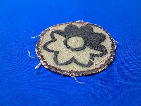 vietnam-theater-made-9th-infantry0-division-shoulder-patch-subdued-original