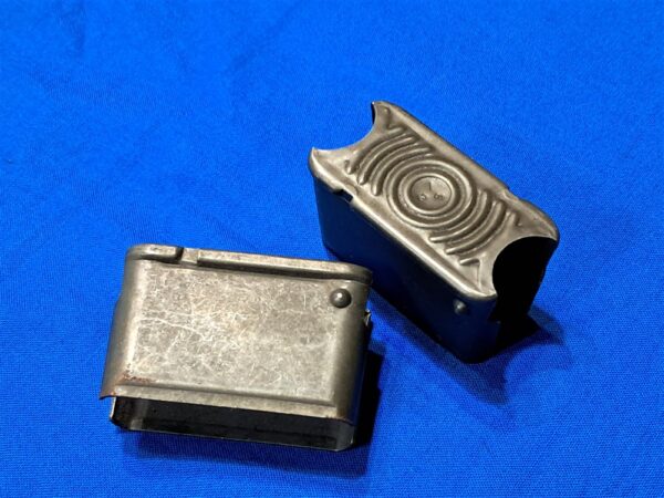 world-war-two-garand-rifle-en-block-clips-original-marked-international silver
