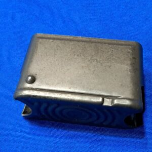 world-war-two-garand-rifle-en-block-clips-original-marked-international silver