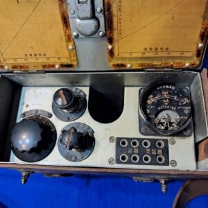 japanese-field-walkie-talkie-transceiver-with-carry-leather-case-and-strap-rare-missing-part-model-96-4