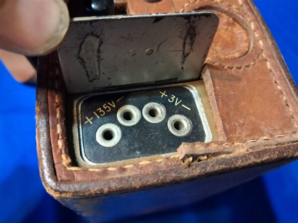 japanese-field-walkie-talkie-transceiver-with-carry-leather-case-and-strap-rare-missing-part-model-96-4