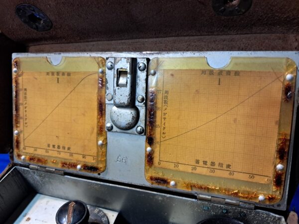 japanese-field-walkie-talkie-transceiver-with-carry-leather-case-and-strap-rare-missing-part-model-96-4