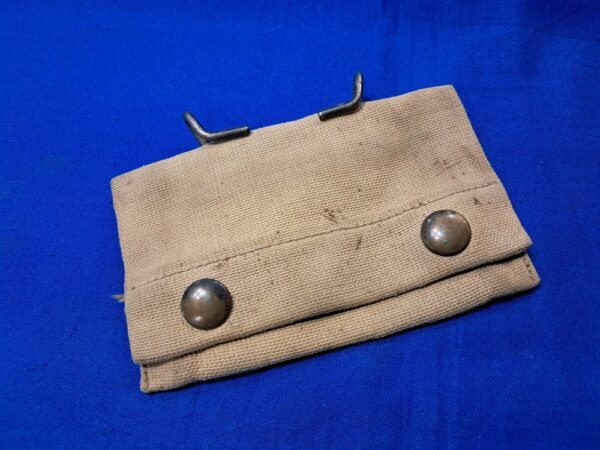bandage-pouch-usmc world-war-two-marine-corps-2-snap-bandage-pouch-dated-1942-early-pattern-khaki