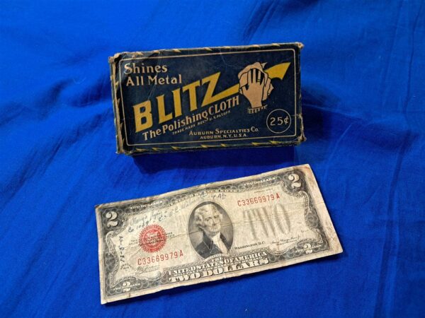 world-war-two-original-box-of-blitz-metal-polishing-compund-on-cloth-in-package-unopened-buttons