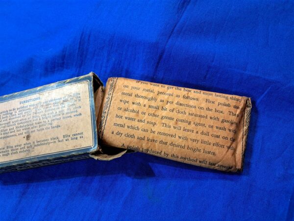 world-war-two-original-box-of-blitz-metal-polishing-compund-on-cloth-in-package-unopened-buttons