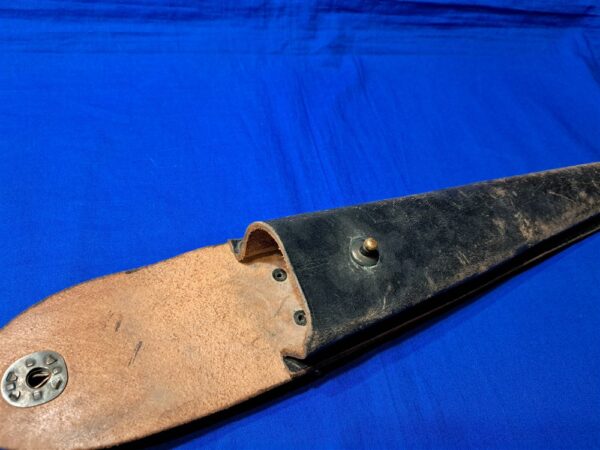 british-world-war-two-leather-grenade-launcher-spiget-pouch-late-for-44-pattern-with-1910-hooks