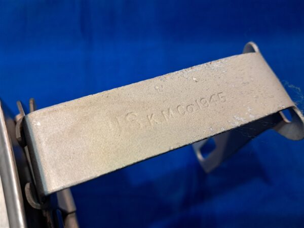 world-war-two-canteen-bottom-dated-1945-by-kmc-mint-unissued-condition-steel-construction