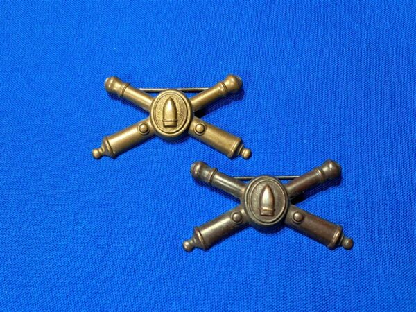 coastal-artillery-insignia world-wr-one-officers-coastal-artillery-collar-insignia-bronzed-matched-set