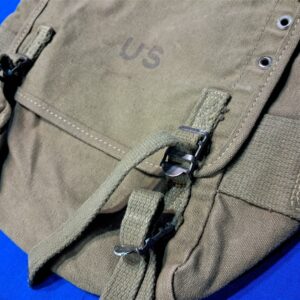 vietnam-war-m-56-combat-light-pack-for-strap-system-dated-60-light-only-use-excellent-condition